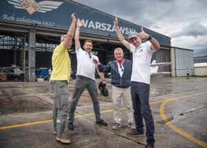 Podniebny hołd dla bohaterów Powstania Warszawskiego